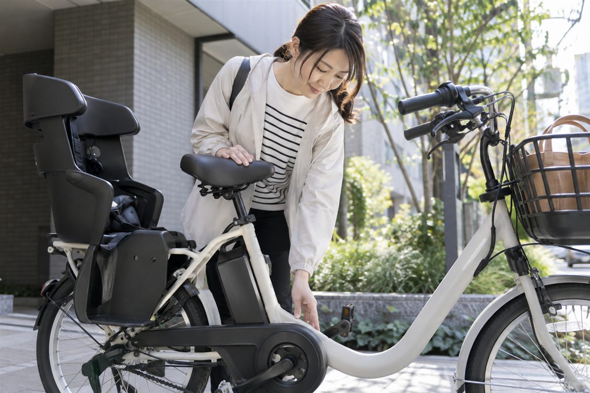 注油の少なさが役立つ人に関する電動自転車の様子