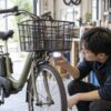 電動自転車のライト交換｜つかない原因の確認と修理を頼む目安に関連する電動自転車の整備場面