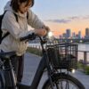 電動自転車のライト増設と後付けの選び方｜配線改造を避ける注意点に関する電動自転車の場面