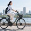 電動自転車は平地でどう効く？アシストの仕組みと体の使われ方に関する電動自転車の場面