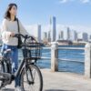 神奈川県で電動自転車の専門店を探す方法！試乗・修理対応と補助金の調べ方に関する電動自転車の場面
