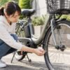 電動自転車にも虫ゴムはある？バルブの種類と空気が減るときの確認に関する電動自転車の場面
